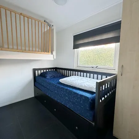 Chalet 521 Op Recreatiepark De Wielen Sint Maarten