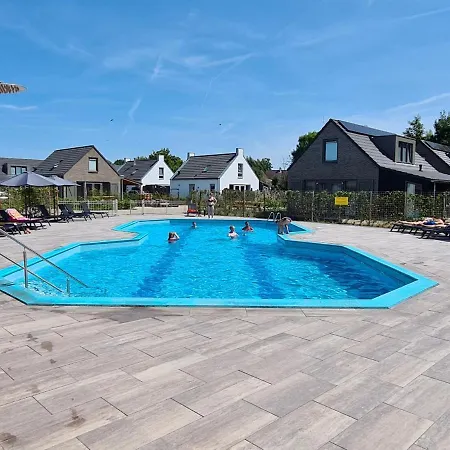 Chalet 521 Op Recreatiepark De Wielen *