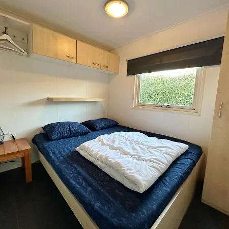 Chalet 521 Op Recreatiepark De Wielen