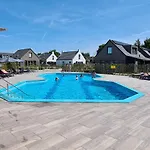 Horská chata 521 Op Recreatiepark De Wielen *